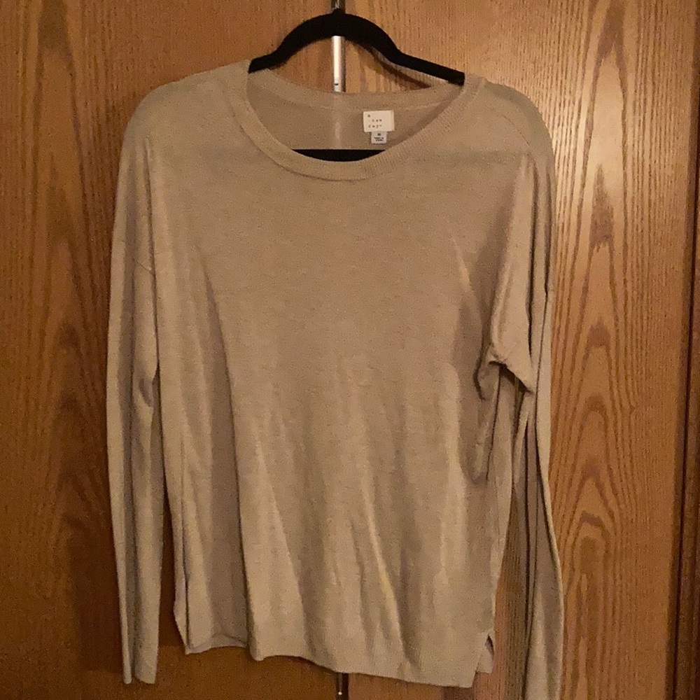 Crew neck sweater